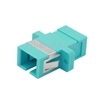 SC/UPC-SC/UPC 10G シンプレックス マルチモード プラスチック製光ファイバアダプター/嵌合スリーブ（OM3、フランジ付き、水色）の画像